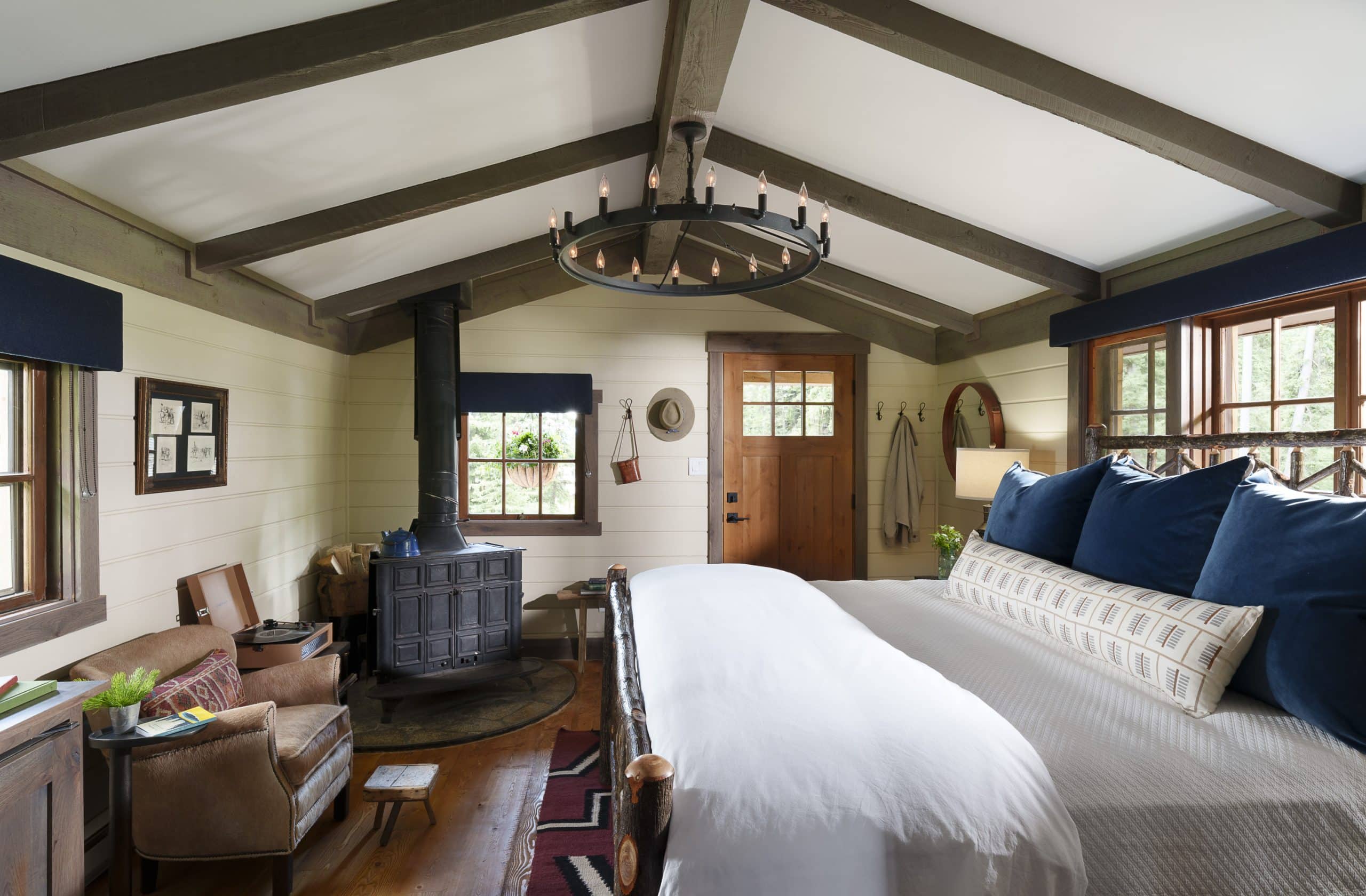 | LMR23b 02 10in scaled