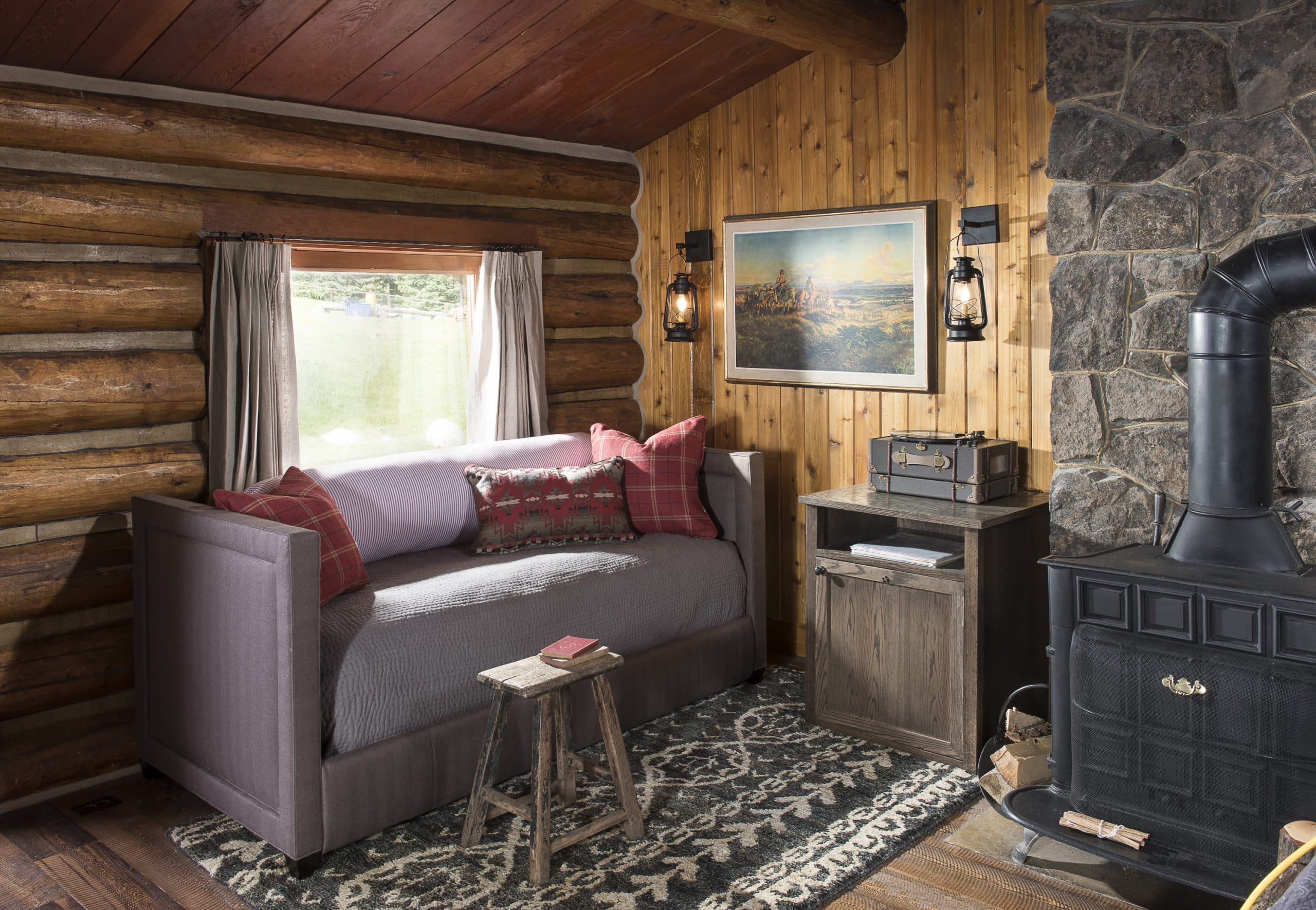 | Canyon Int 2 scaled