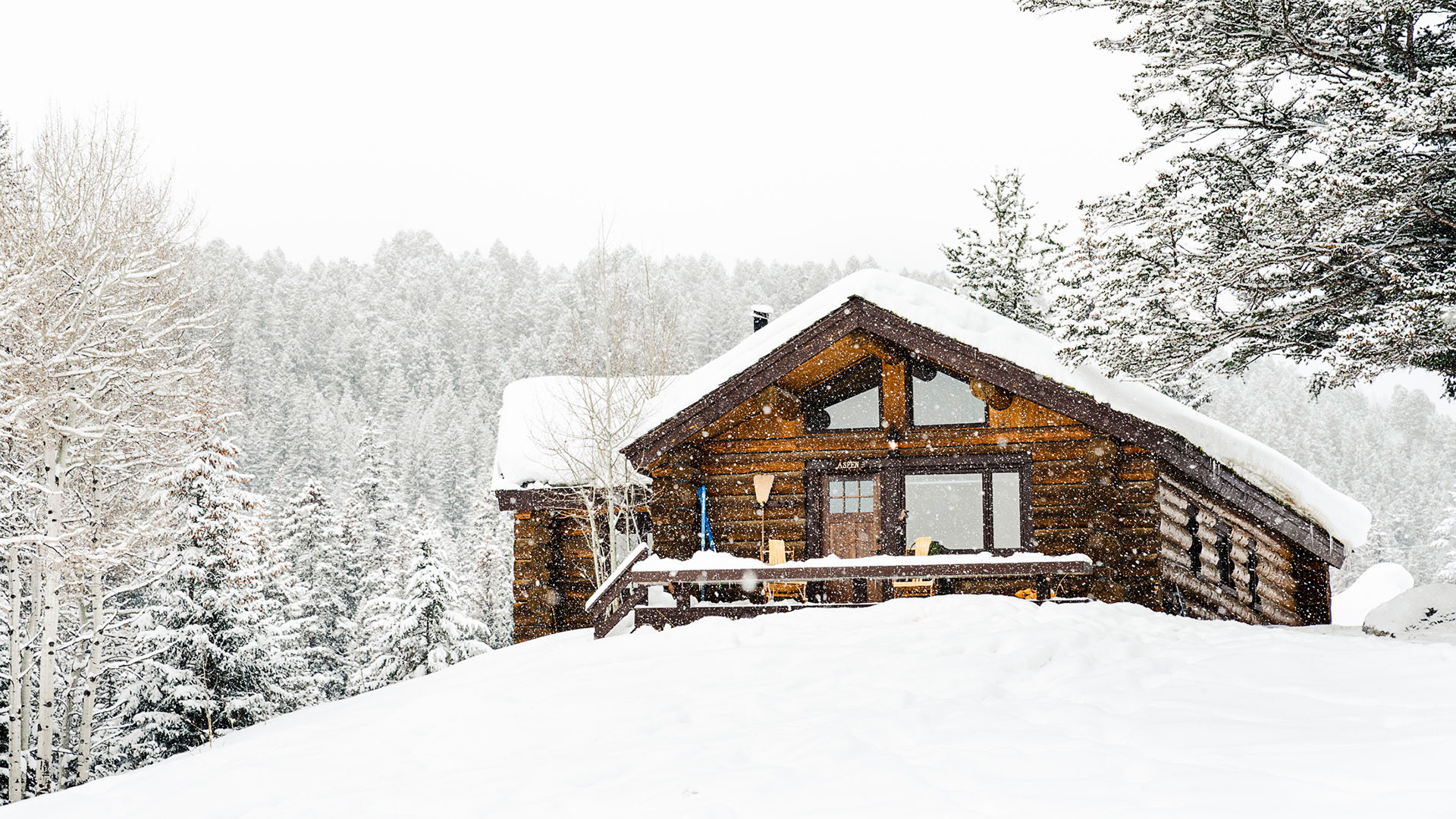 | Big Sky Montana Luxury Cabins